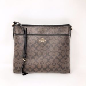 COACH F58297 Signature File Messenger Cross Body